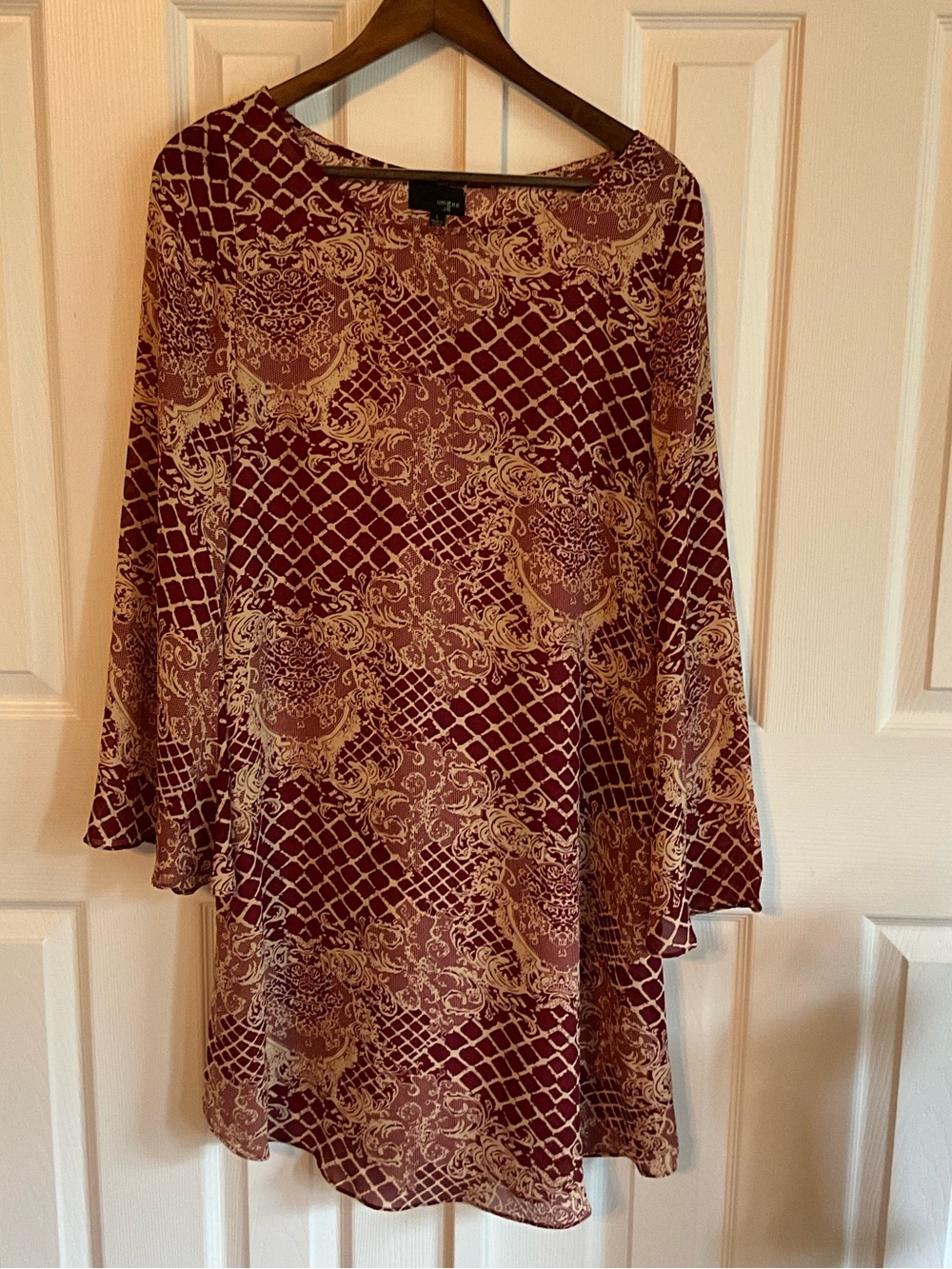 Umgee Burgundy and Cream Printed Long-Sleeve Swing Dress